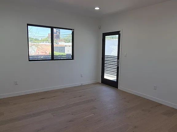 Building Photo - NO MIN CREDIT SCORE REQUIRED, BK OKAY, PAST EVICTION OKAY!, BACKGROUND FRIENDLY. Apply at "The Re...