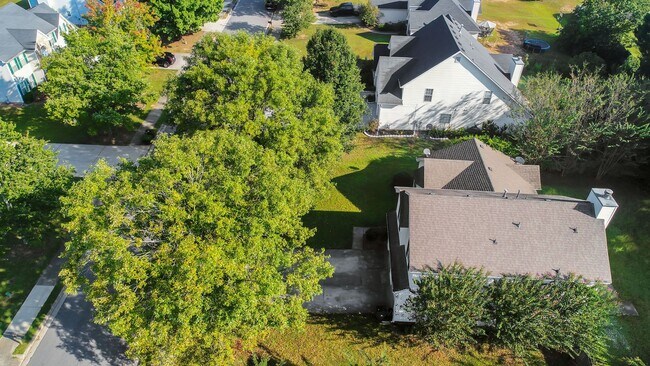 Building Photo - Coming Soon....Spacious 3BR/2.5BA Home in a Peaceful, Friendly Community!