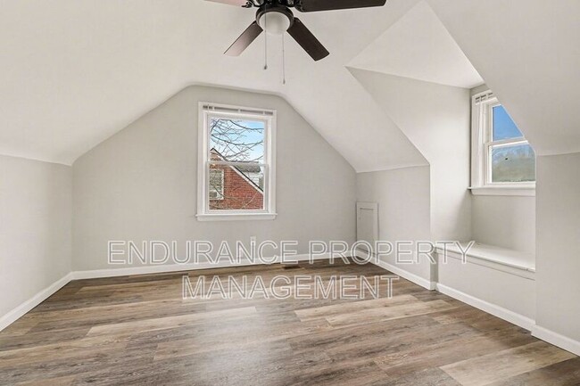 Building Photo - 789 Matthews Dr