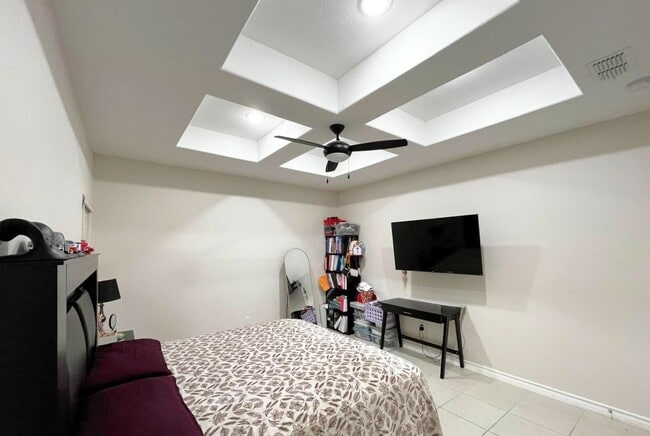 Building Photo - 1512 Latigo Lp