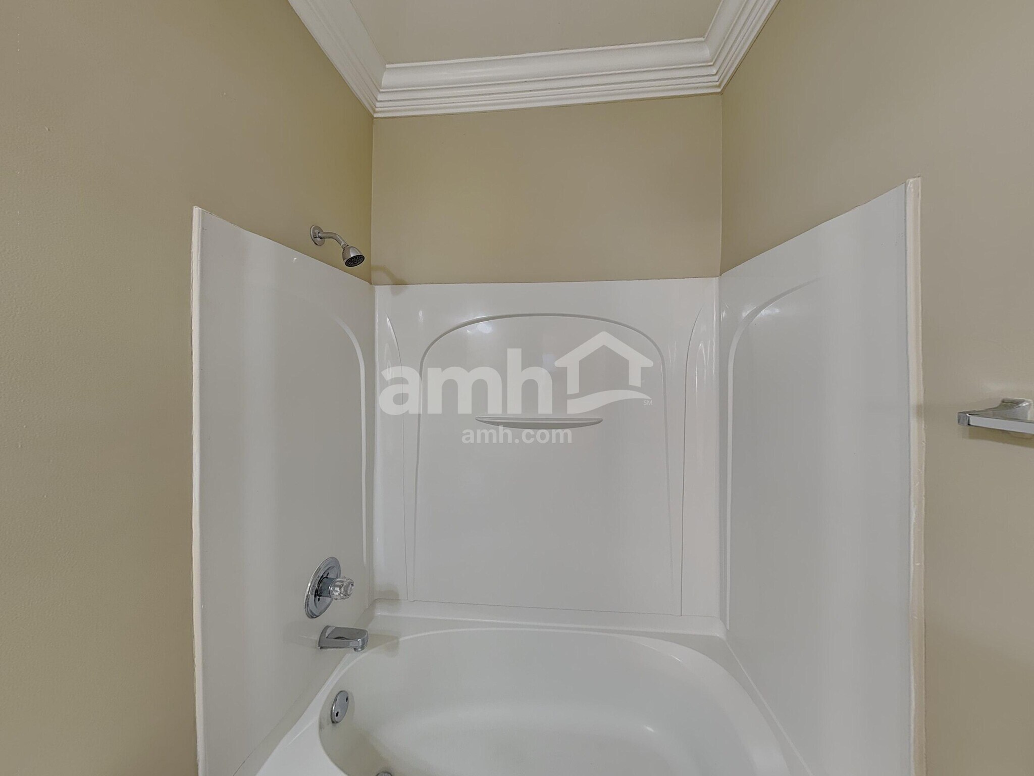 Building Photo - 348 Yellow Iris Rd