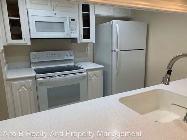 Building Photo - 2 br, 1 bath House - 224 Red Oak Dr, East ...