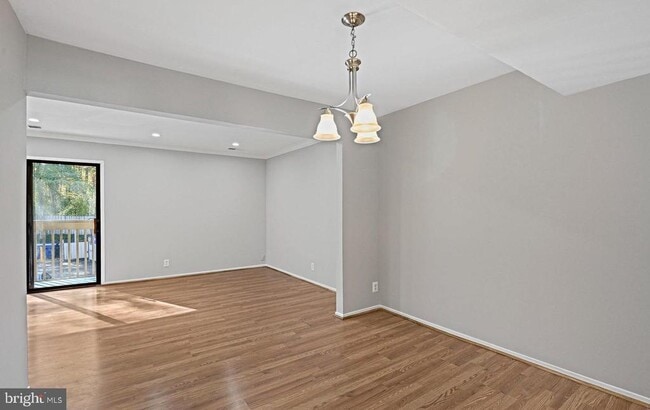Building Photo - 2691 Glengyle Dr