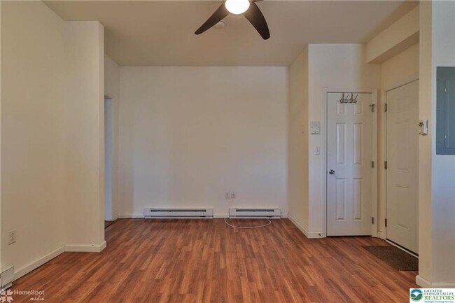 Building Photo - 328 Polk St