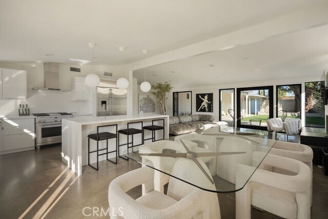 Building Photo - 2015 Irvine Ave