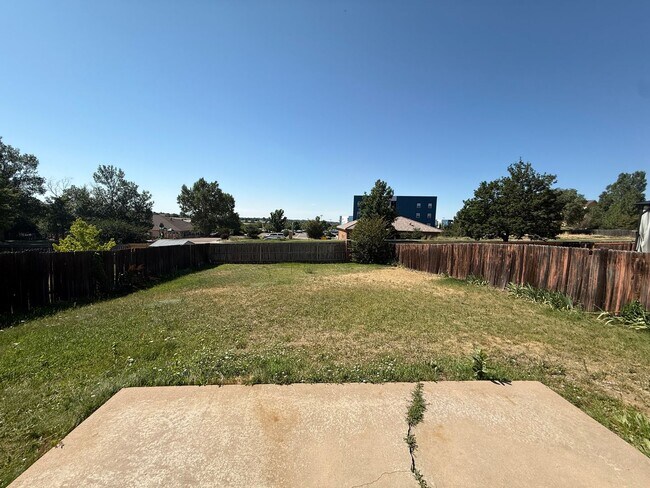 Building Photo - 4810 Ardley Dr