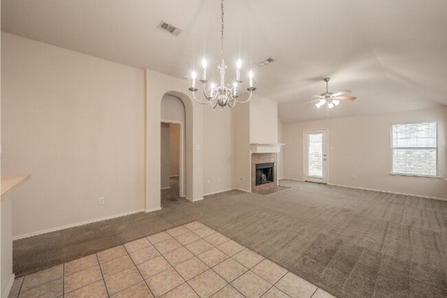 Building Photo - 9916 Channing Rd