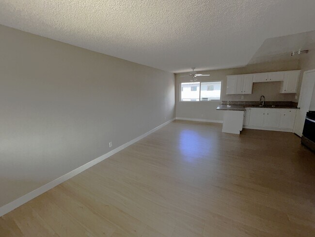 Building Photo - 8445 Tobias Ave