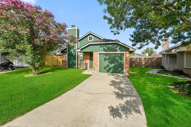 Building Photo - 9323 Goodmeadow Dr