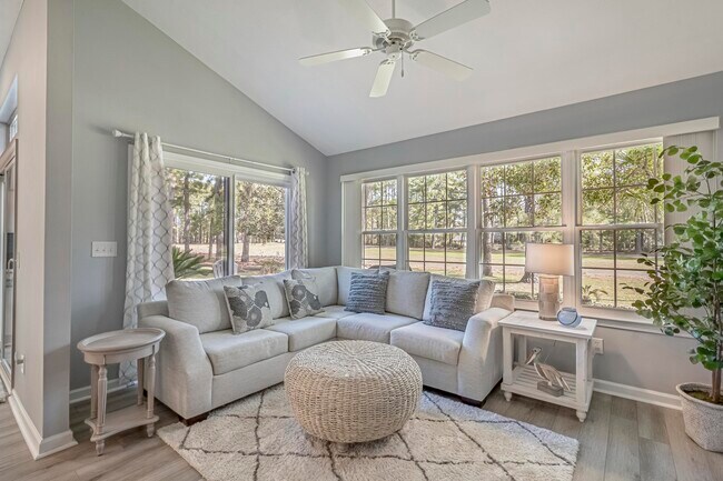 Building Photo - 4818 Southern Trail