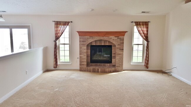 Building Photo - 1409 Shining Armor Ln