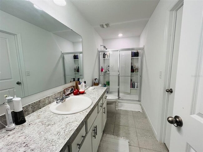 Building Photo - 2149 Treasure Hill St