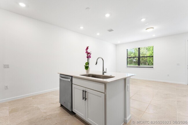 Building Photo - 4333 Efendi Dr