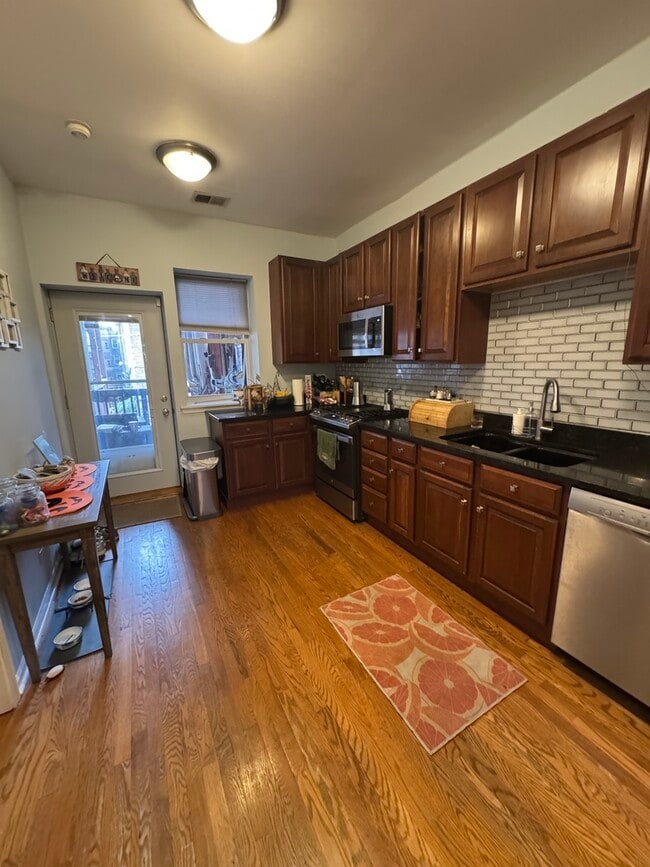 Building Photo - 4736 N Magnolia Ave