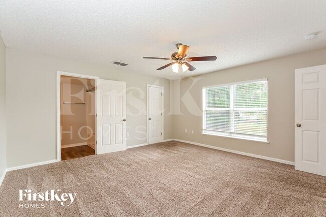 Building Photo - 938 Leeward Dr