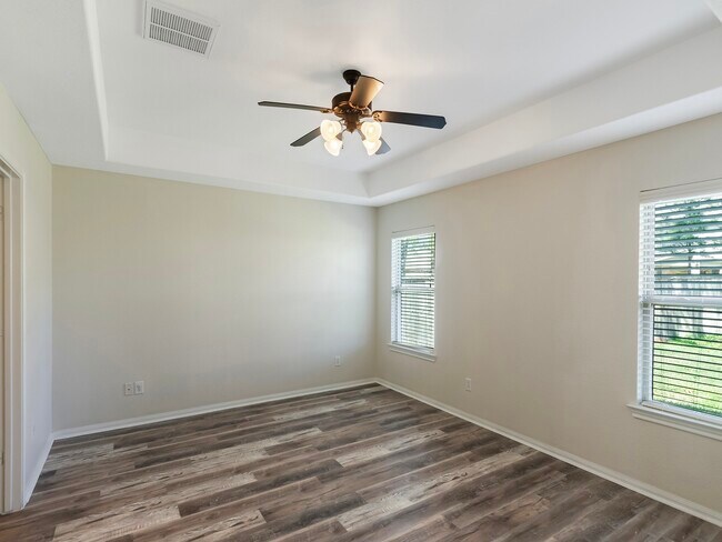 Building Photo - 47 W Lasting Spring Cir