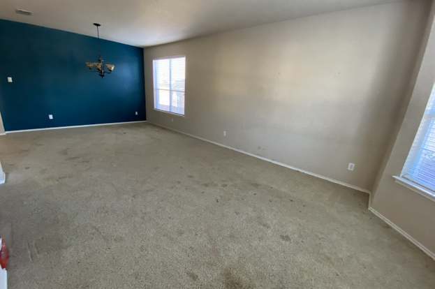 Building Photo - 5731 White Oak Cove