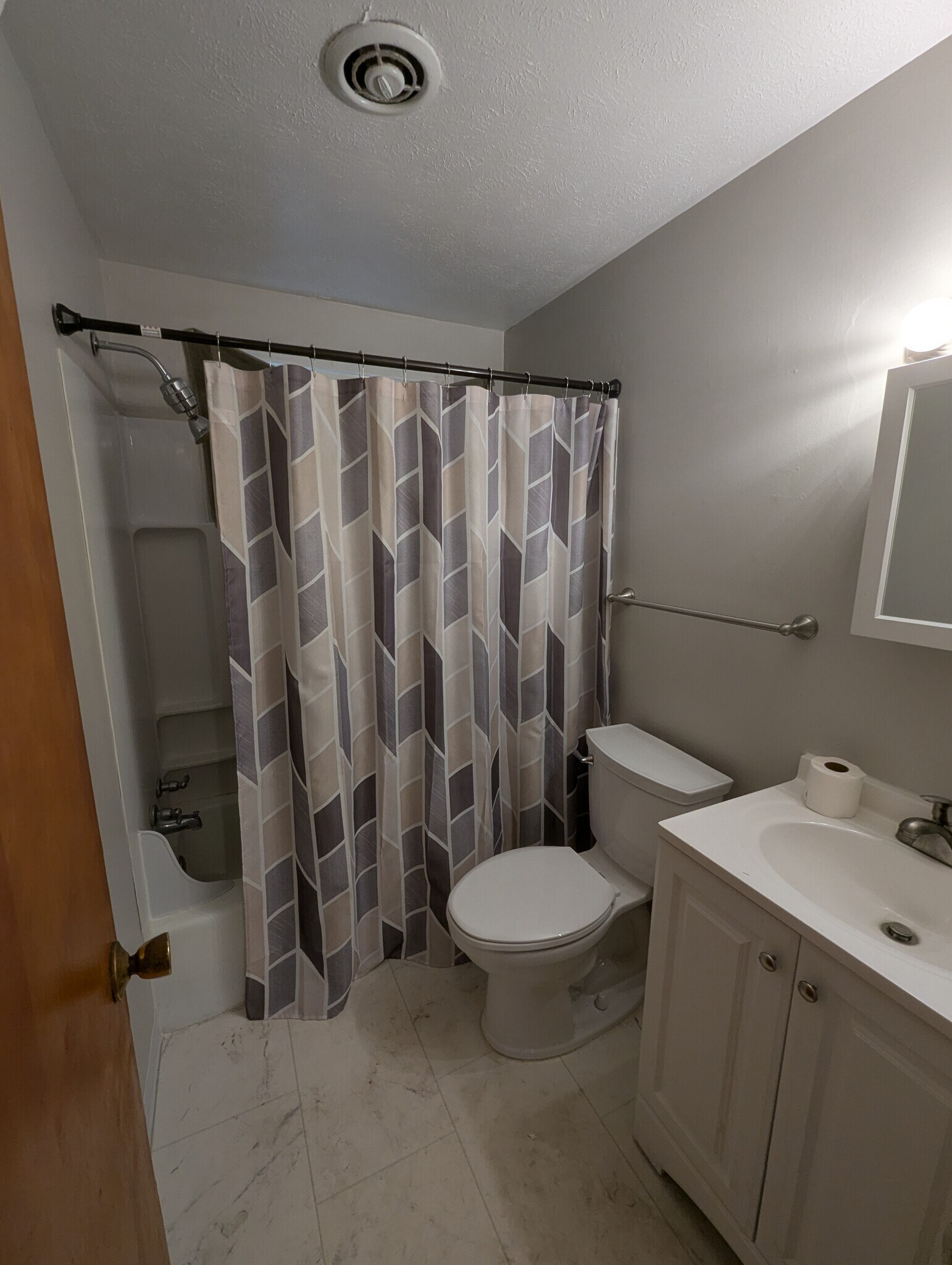 Recently remodeled bath - 1363 Wertz Ave SW