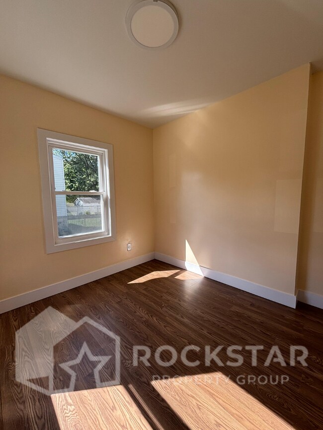 Building Photo - 1250 Westfield Ave