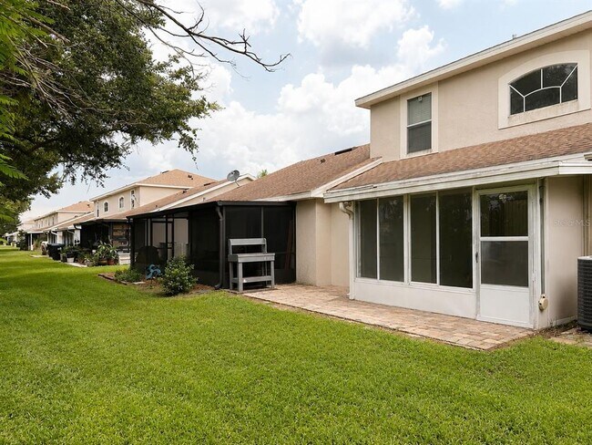 Building Photo - 14426 Island Cove Dr