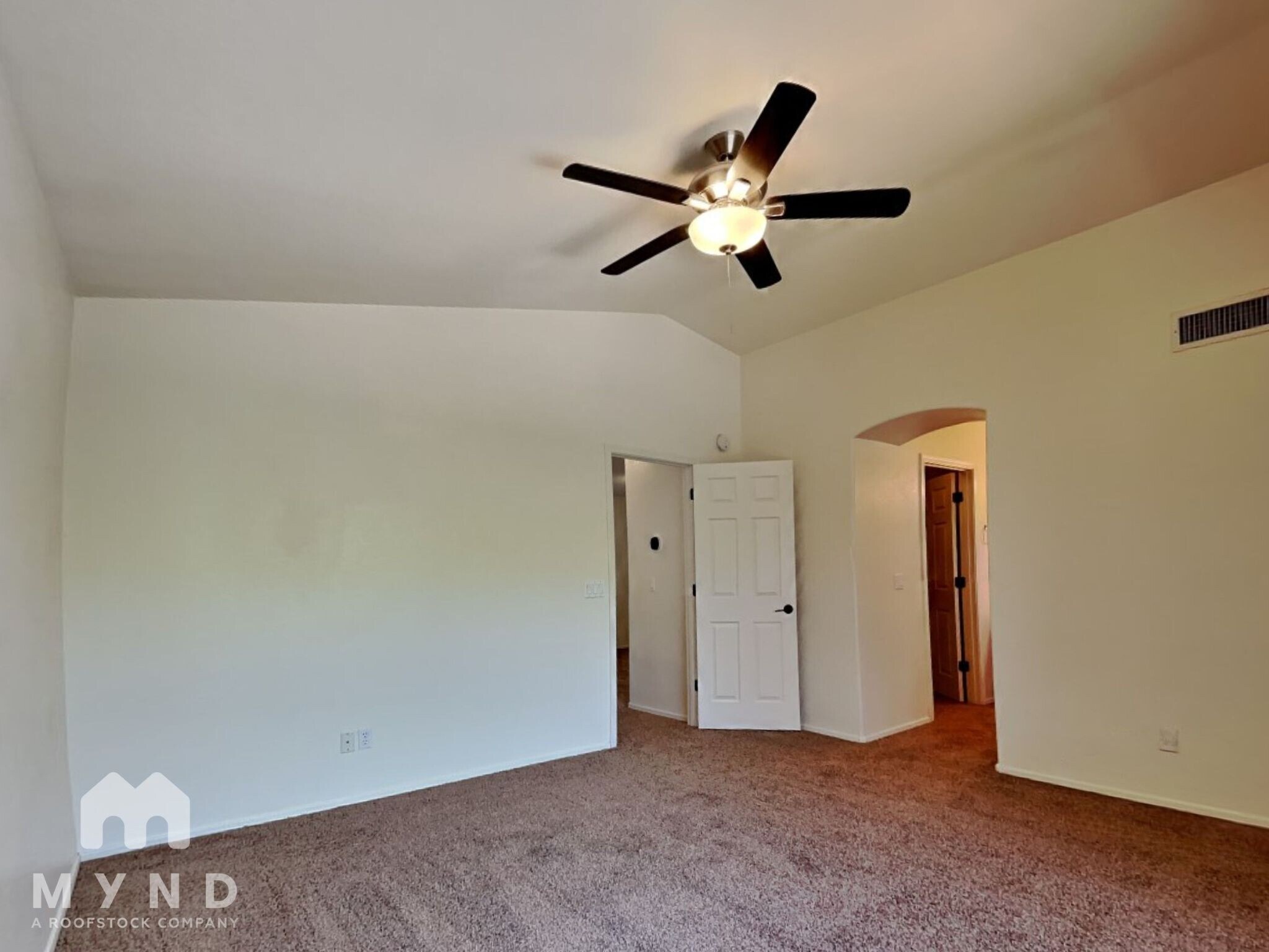 Building Photo - 3942 E Rosemonte Dr