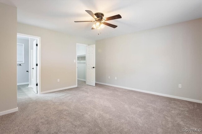 Building Photo - 112 E Highland Ct