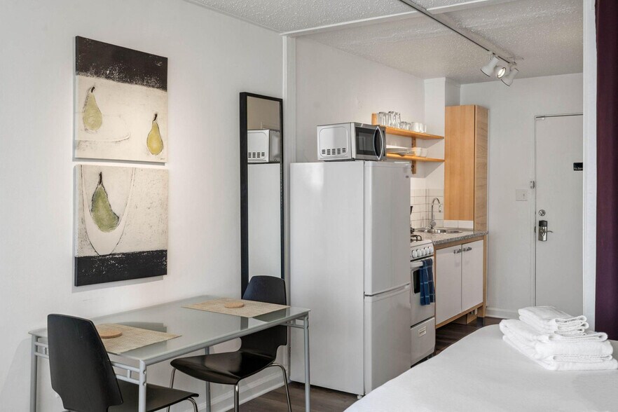 Building Photo - 47 25th St NW