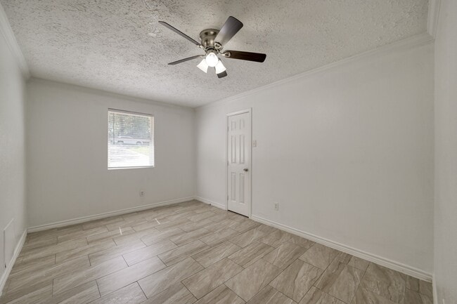 Building Photo - 25747 Timber Lakes Dr