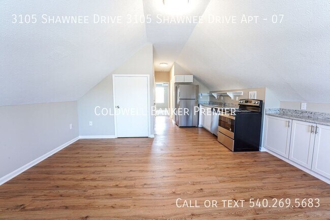 Building Photo - Renovated Loft Apartment in Winchester, VA