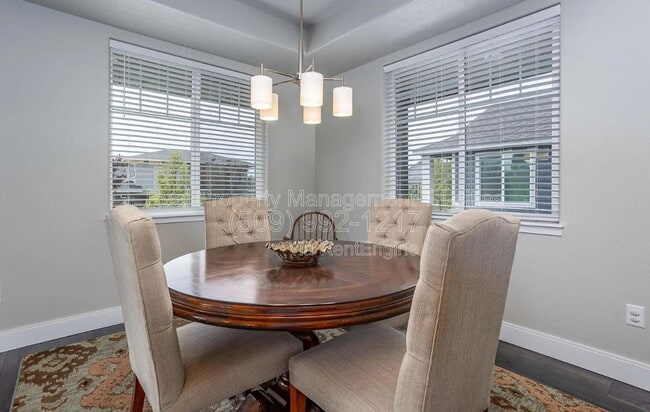 Building Photo - 4646 Corvina St