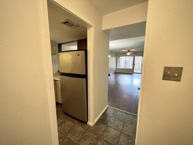 Building Photo - 4345 Carter Creek Pkwy