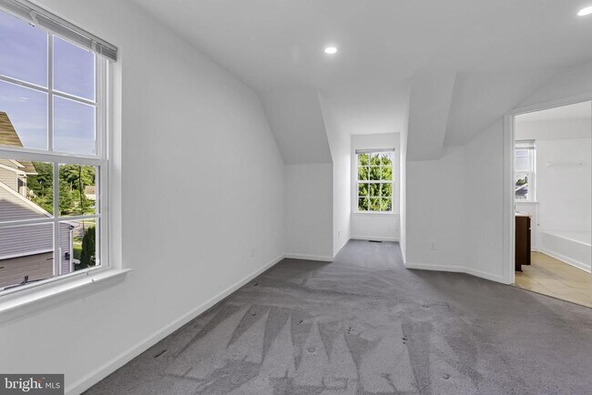 Building Photo - 40560 Aldie Springs Dr
