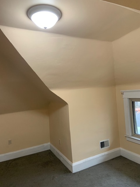 Building Photo - 5832 Phillips Ave