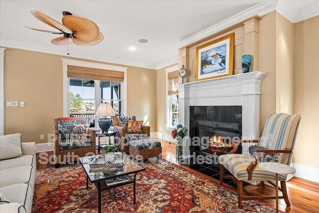 Building Photo - 1597 Rivertowne Country Club Dr