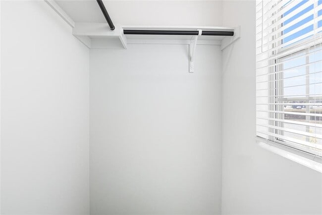 Building Photo - 7317 Spotted Leaf Wy