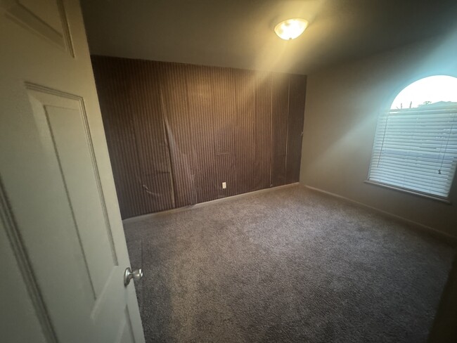 Building Photo - 6437 Dawn Dr