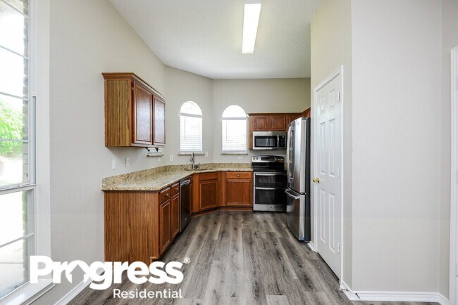 Building Photo - 207 Autumn Ct