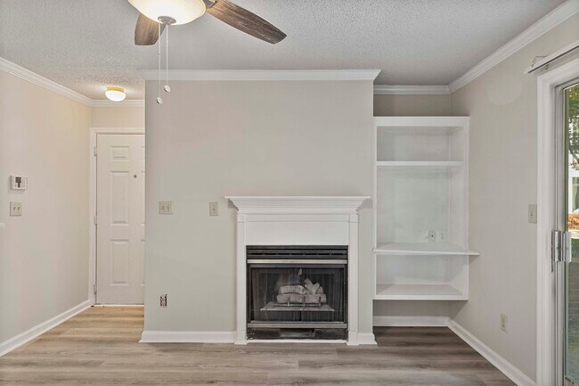 Building Photo - 619 Granville Ct