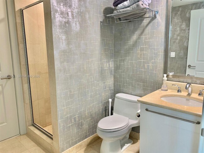 Building Photo - 3101 S Ocean Dr