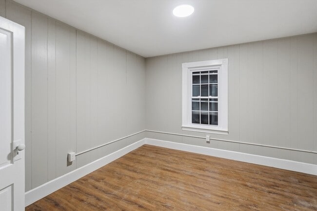 Building Photo - 44 Pratt St