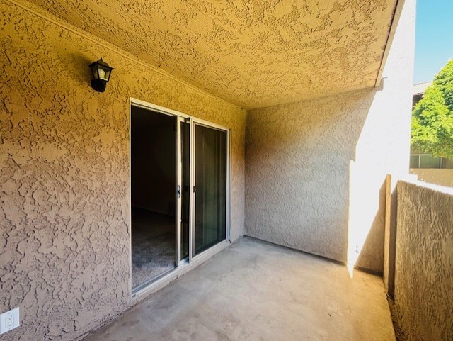 Enclosed Patio - 5525 E Thomas Rd