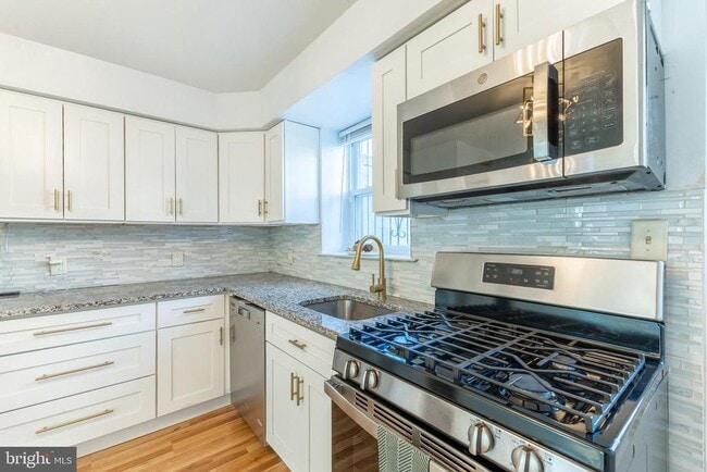 Building Photo - 1243 N Palethorp St