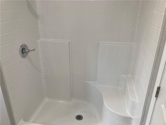 Building Photo - 100 Dickerson Rd