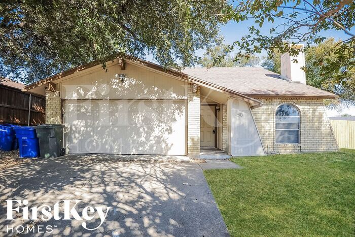 Primary Photo - 2113 Deerfield Dr