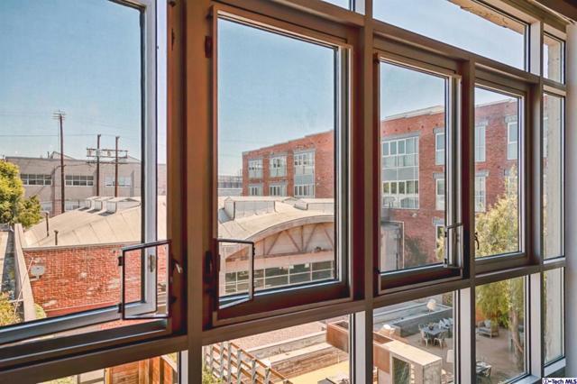 Building Photo - 530 S Hewitt St