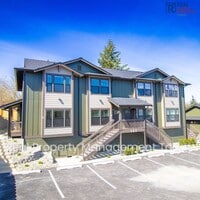 Building Photo - Charles - 300 (Olympic group - Gold)