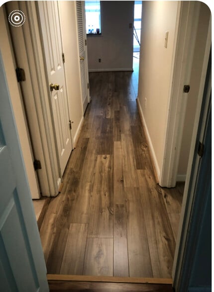 Hallway - 1325 Weatherstone Way NE