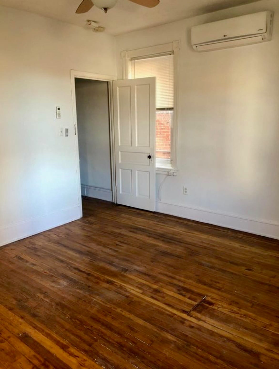 Building Photo - 236 S 45th St
