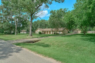 Building Photo - 24803 Lori Ln