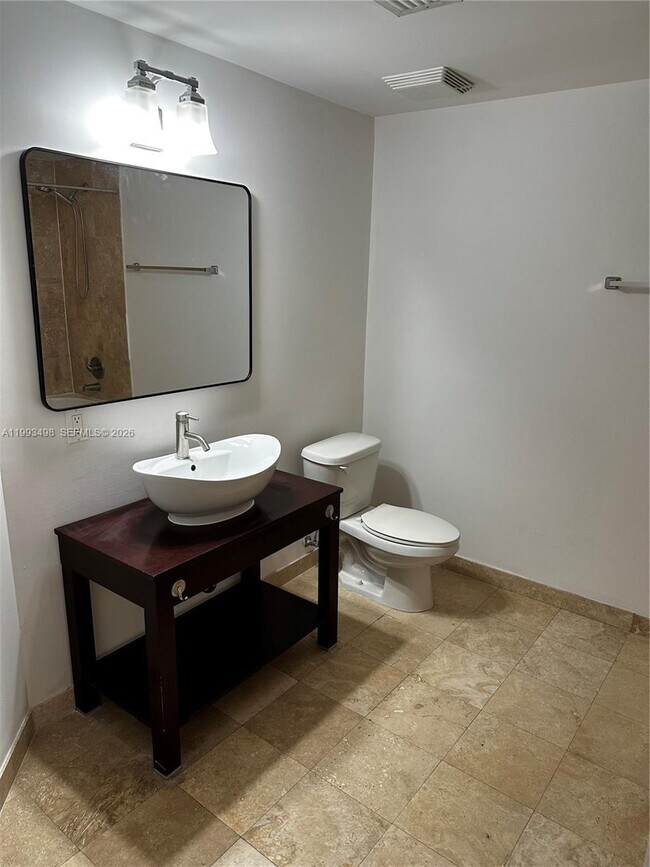 Building Photo - 350 S Miami Ave